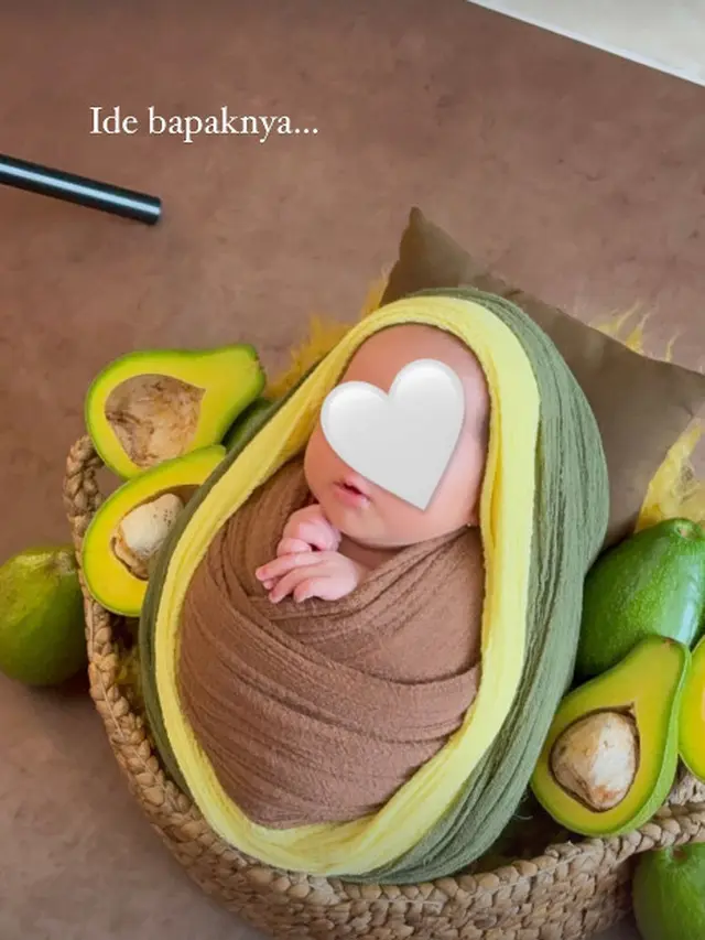 Potret Menggemaskan Bebingah, Putri Erina Gudono dan Kaesang Pangerap, Pemotretan Newborn Jadi Alpukat