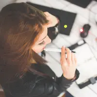 ilustrasi malas berpikir menyebabkan sistem kinerja otak menurun/pexels