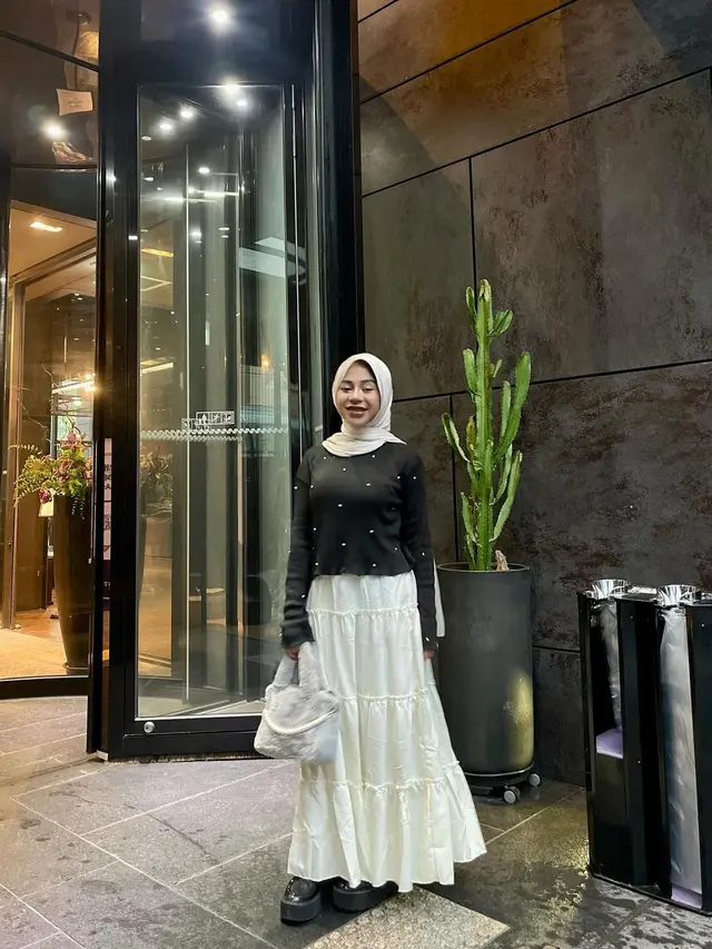 6 Potret Cimoy Montok Liburan di Korea Selatan, OOTD-nya Banjir Pujian