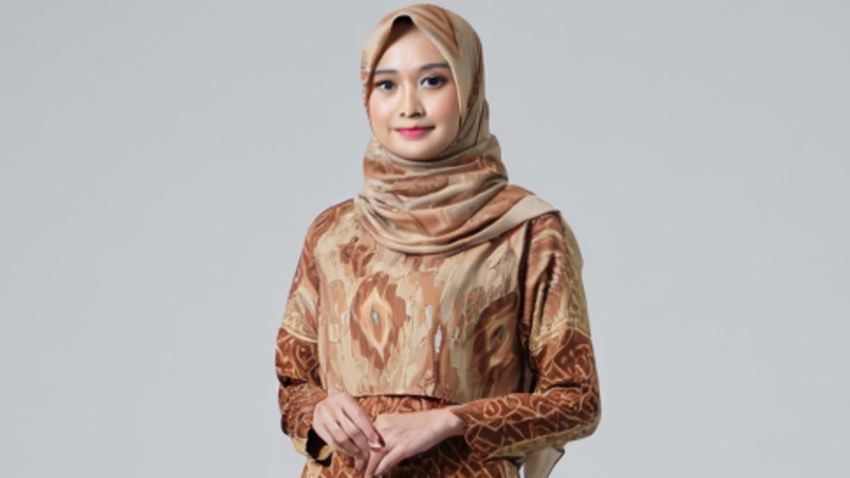 12 Model Gamis Terbaru Kombinasi Batik 2025, Ini Rekomendasi yang Simpel Tapi Berkelas