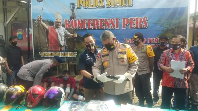 Kapolda Sumut, Irjen Pol Martuani Sormin.