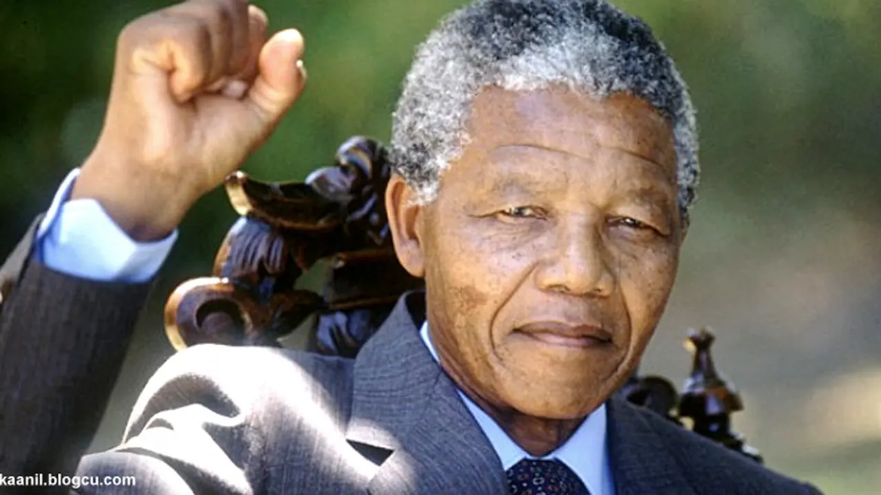 nelson-mandela130625b.jpg