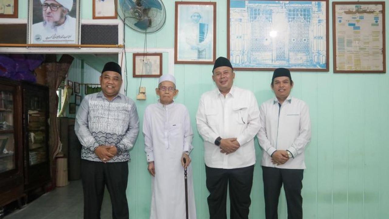 Wakil Ketua DPR Cucun Ahmad Syamsurijal Ziarah Ulama di Kalsel, Perkuat Tradisi PKB