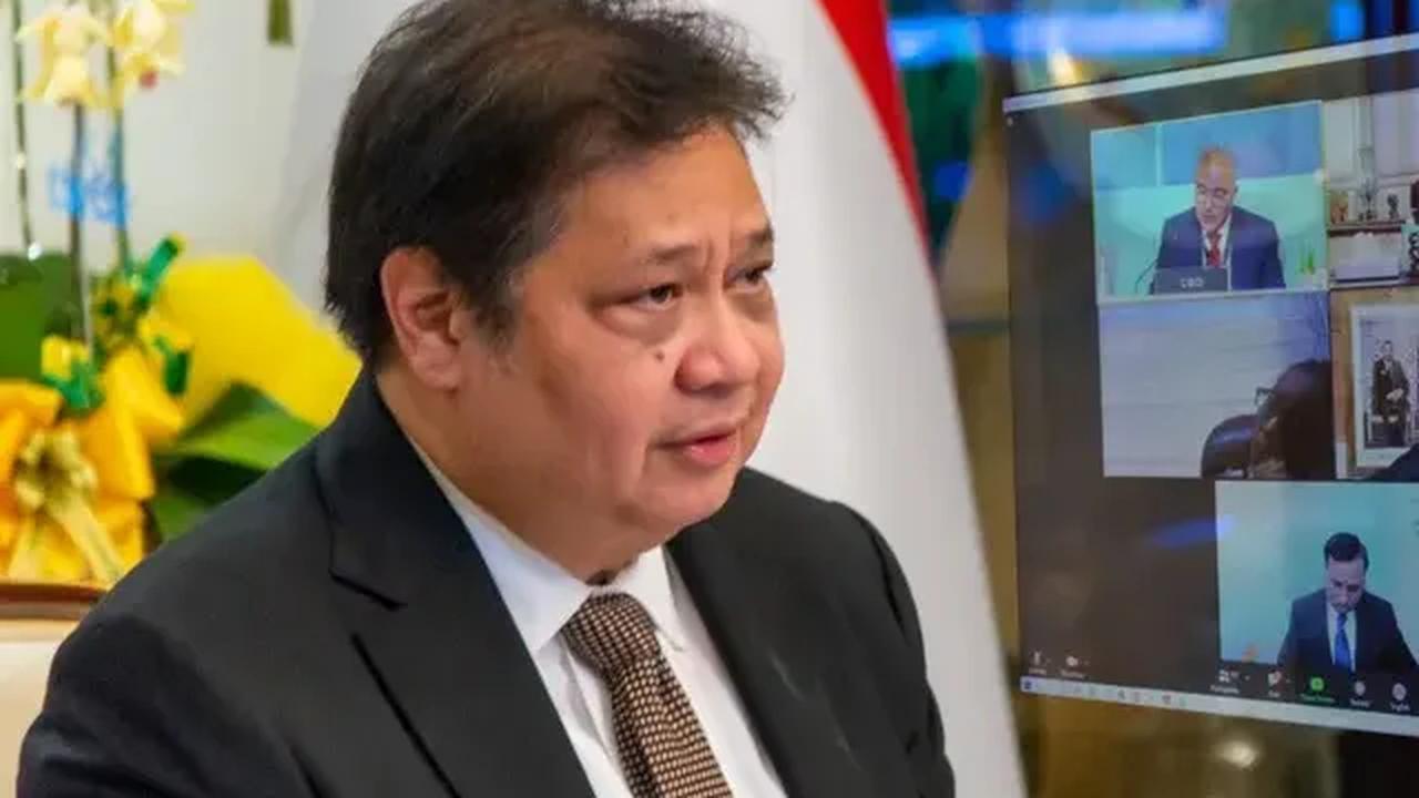 Airlangga mengatakan, untuk mewujudkan visi Indonesia emas, Sumber Daya Manusia (SDM) menjadi kekuatan pertama.