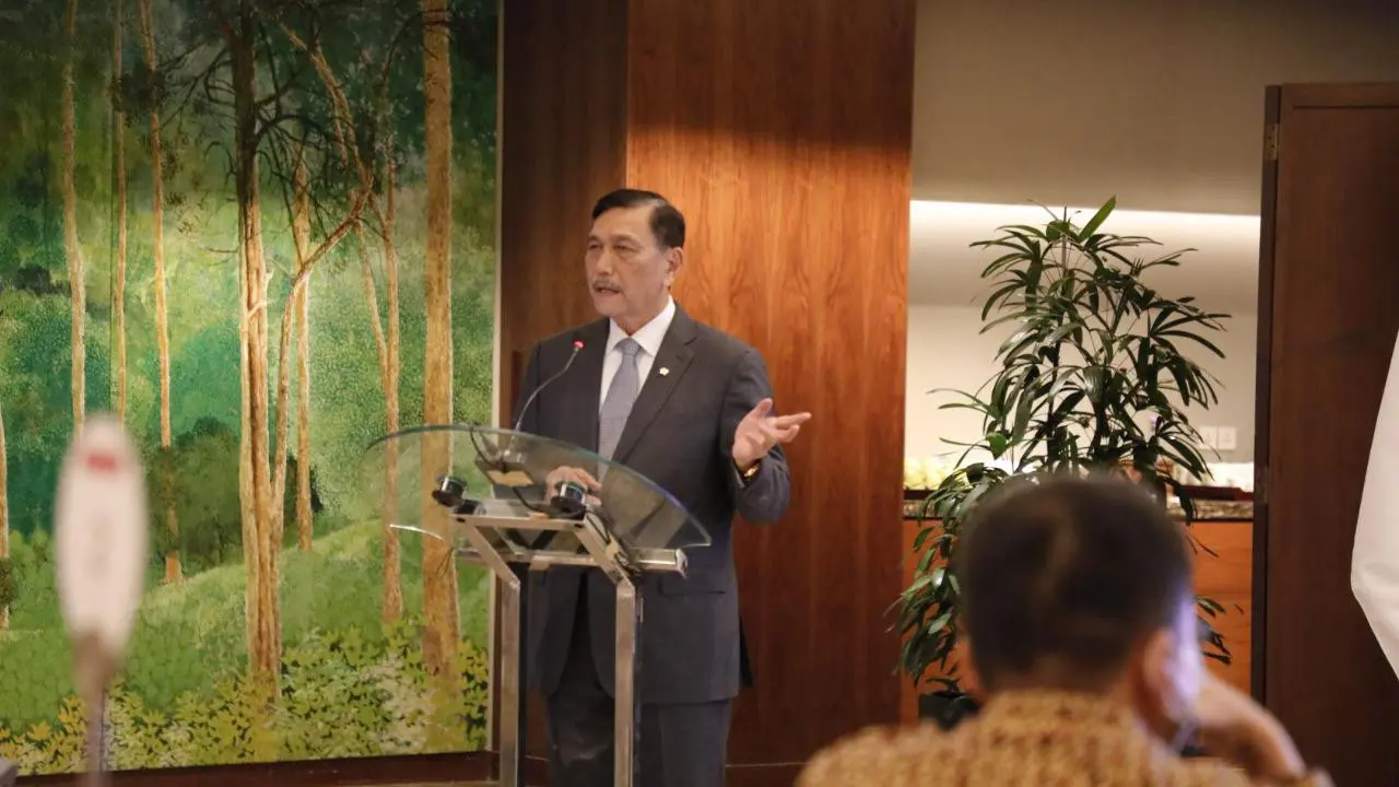 Perkuat Kerja Sama Ekonomi, Menko Luhut Ajak Korea Menambah Investasi di Indonesia