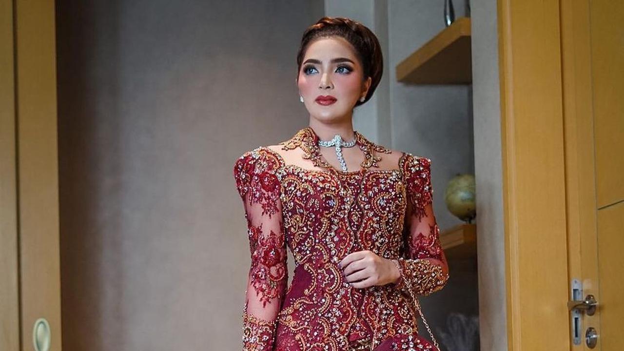 Diacara Proses Pernikahan Aurel