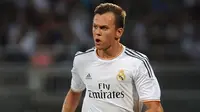 Sevilla Pinjam Pemain Madrid