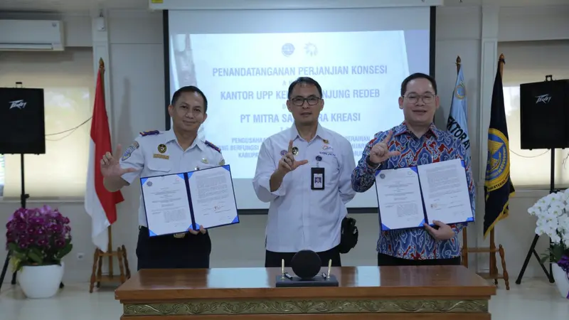 Kemenhub resmi menandatangani Perjanjian Konsesi Pengusahaan Wilayah Tertentu di Perairan (WTDP) yang berfungsi sebagai pelabuhan di Muara Pantai, Kabupaten Berau, Kalimantan Timur.