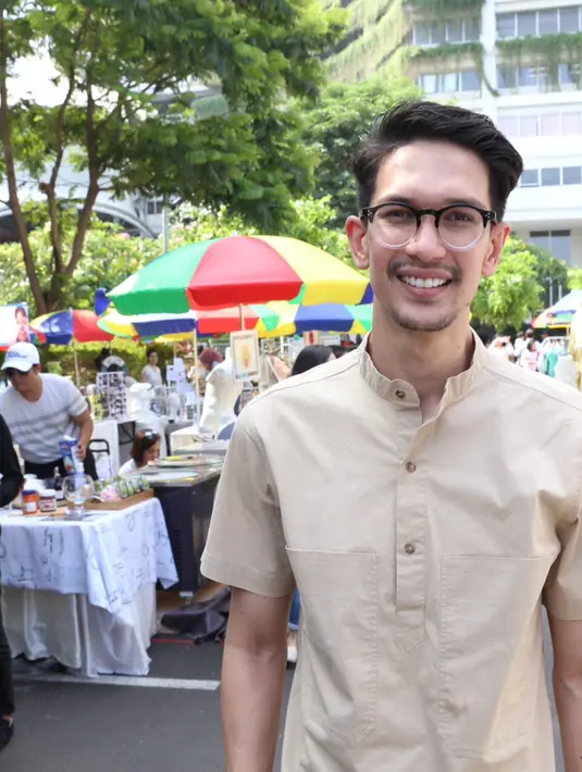 Dimas Beck yang masih berstatus sebagai mahasiswa ini tetap ingin fokus terhadap studinya meski memiliki bisnis di dunia kuliner. (Galih W.Satria/Bintang.com)