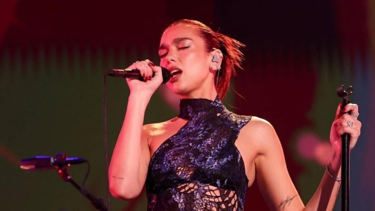Gara-gara Panggung, Konser Dua Lipa di Jakarta Batal H-1 Sebelum Acara