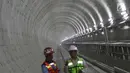 Suasana pembangunan proyek Mass Rapid Transit (MRT) di Jakarta, Kamis (19/10). Pembangunan MRT fase 1 (Lebak Bulus-Bundaran HI) per September 2017 telah mencapai 80,5 persen. (Liputan6.com/Immanuel Antonius)