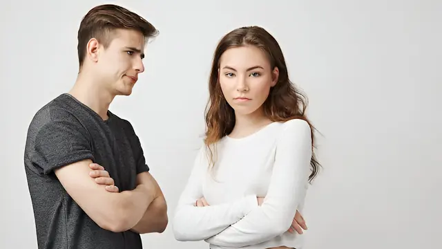 Bikin Gemas! Ini 5 Zodiak yang Sering Ngambek Lucu tapi Juga Cepat Luluh - 1