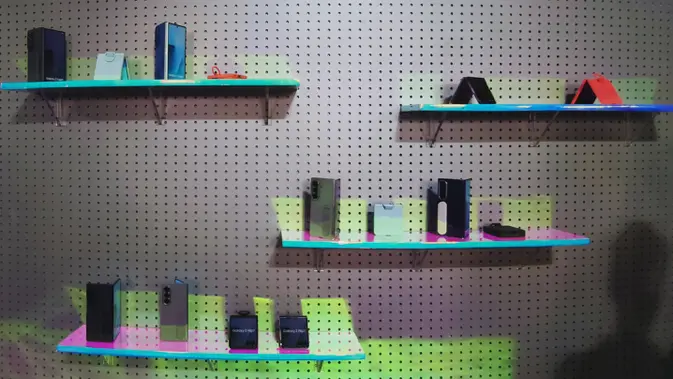 Samsung Lipat Generasi 7: AI Canggih, Inovasi Memukau!