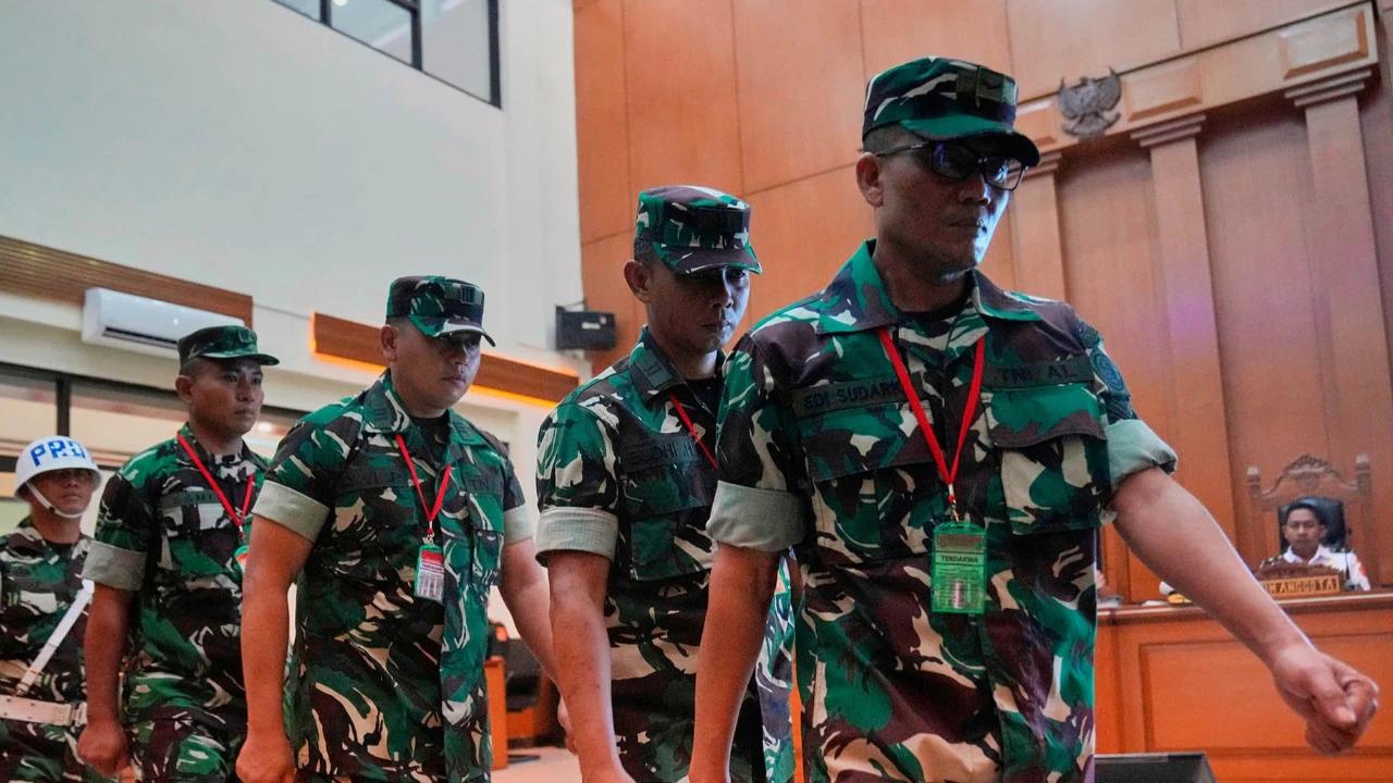 FOTO: Sidang Perdana Kasus Penyiraman Air Keras Aktivis HAM