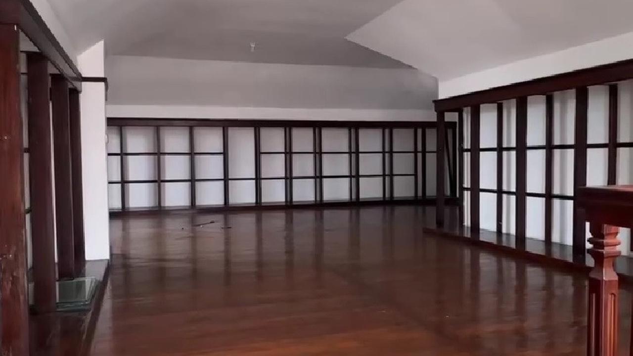Potret Rumah Baru Rian D'Masiv Berkonsep Minimalis dan Miliki Sentuhan Kayu, Siap Direnovasi