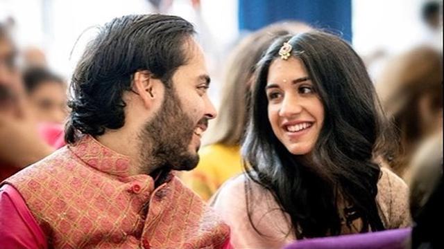 Anant Ambani dan Radhika Merchant (Instagram/anantmukeshambanii)