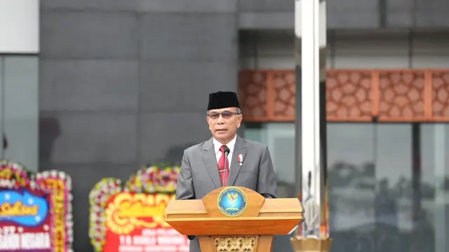 Kepala BSSN Letjen TNI (Purn) Hinsa Siburian memimpin jalannya Upacara Peringatan Hari Ulang Tahun (HUT) BSSN, di Kantor BSSN, Depok, Selasa (4/4/2023) (Istimewa)