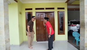 Potret Halaman Rumah Sederhana Haji Malih (youtube/@taulany_tv)