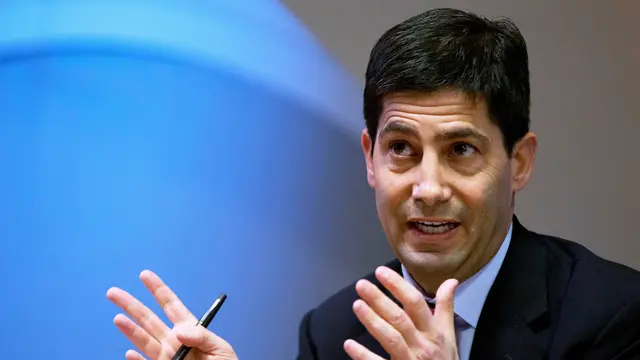 Kevin Warsh (AP Photo/Alastair Grant, Pool, File)