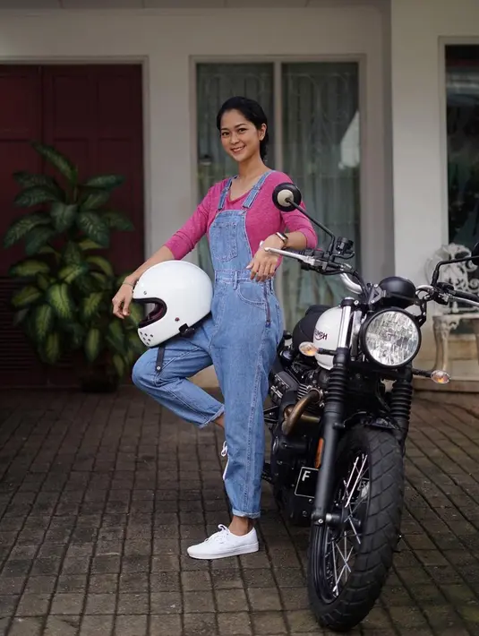 Meski disibukkan dengan jadwal syuting, Prisia selalu menyempatkan waktu untuk menjalankan hobinya tersebut. Ia pun sempat beberapa kali melakukan touring bersama teman-teman satu komunitasnya. (Liputan6.com/IG/@prisia)