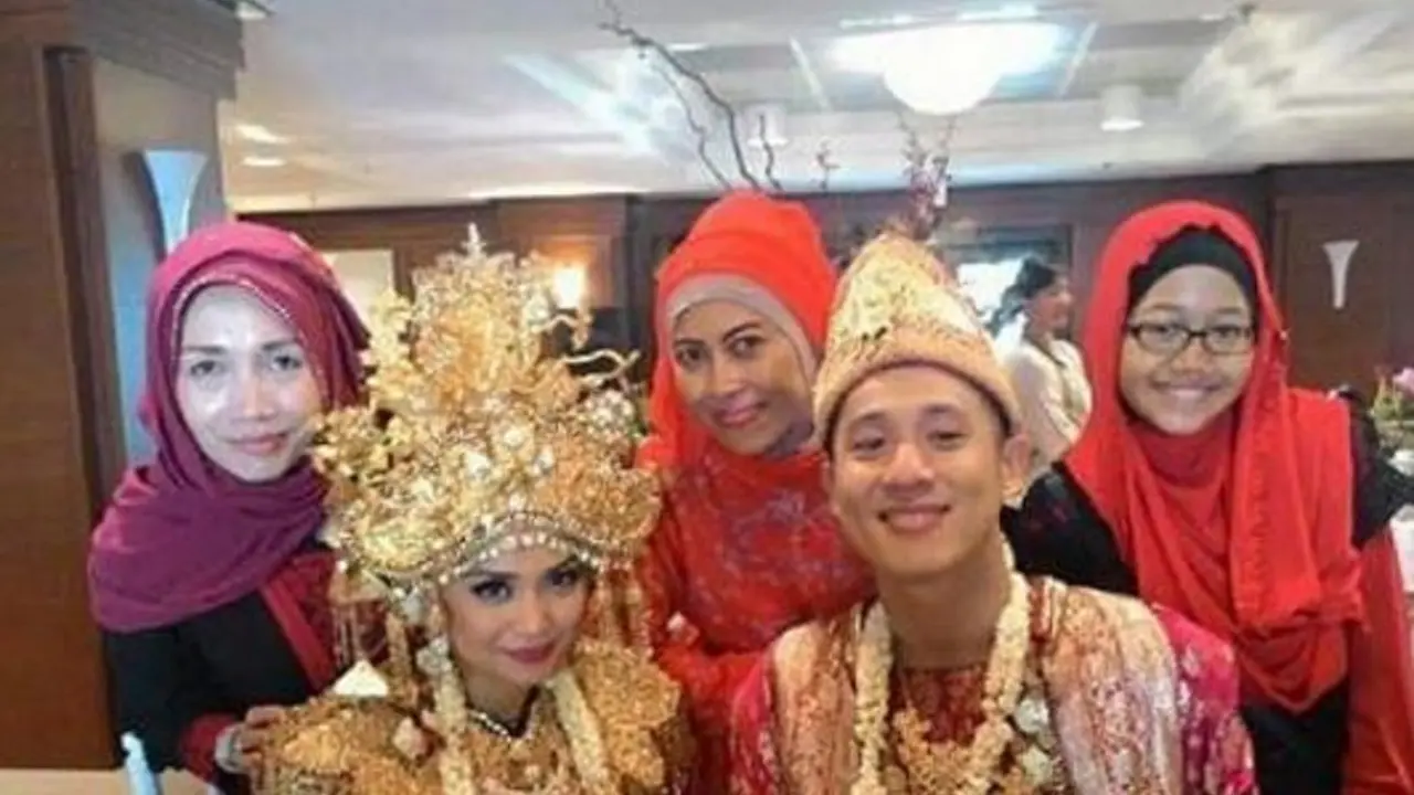 [Bintanag] Junior Liem - Putri Titian