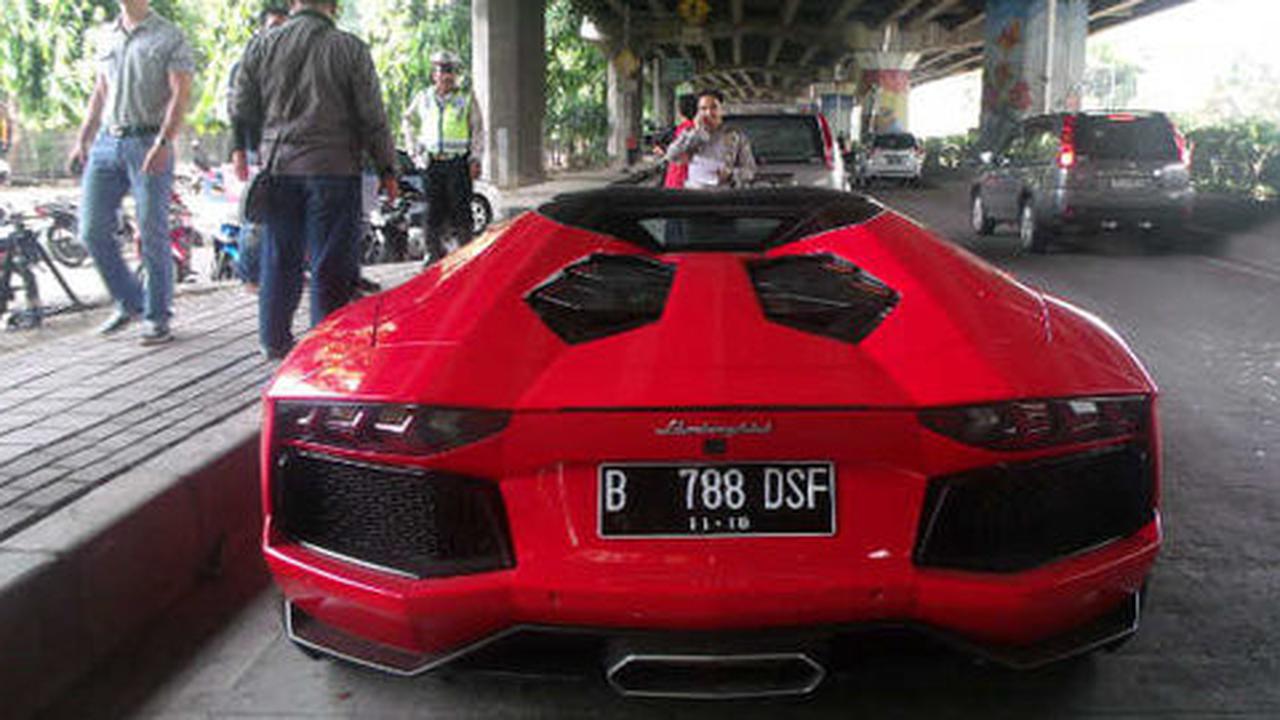 Polisi selidiki balap liar Lamborghini yang tewaskan satu orang
