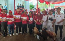 Kemenimipas Semarakkan HUT ke-81 RI dengan Jalan Santai dan Bersih-bersih Taman Makam Pahlawan