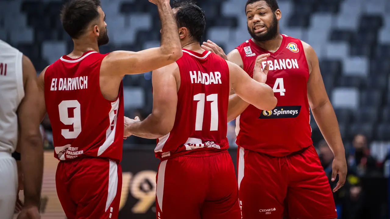 Selebrasi pemain Lebanon saat melumat Iran