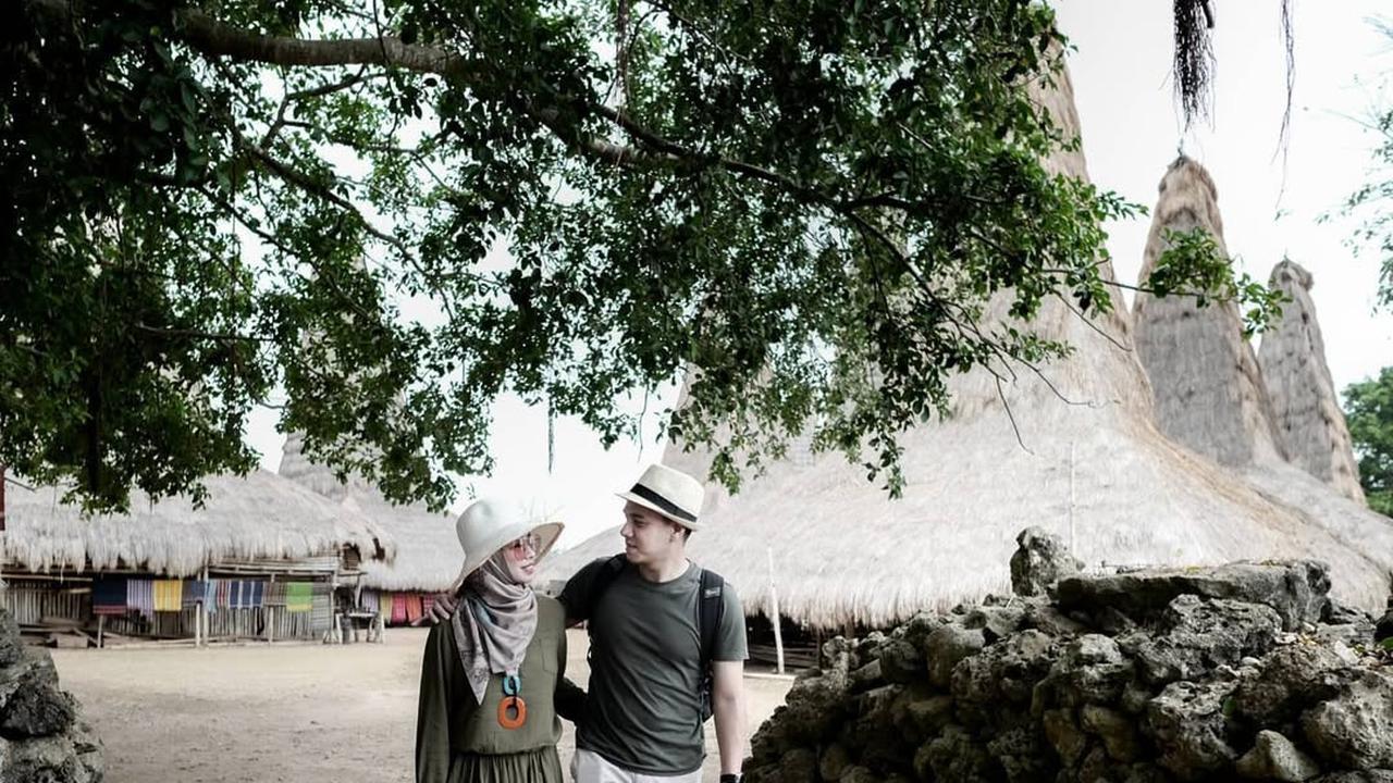 Potret Si Raja Sinetron Rionaldo Stockhorst Bersama Istri, Tetap Harmonis dan Jauh dari Gosip