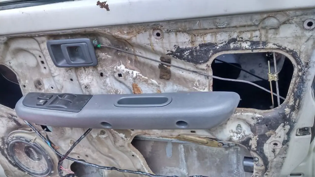 Pasang Power Window di Mobil Sejuta Umat, Ini Rincian Harganya