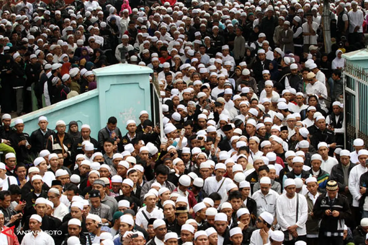 jemaah-habib-munzir-130916b.jpg