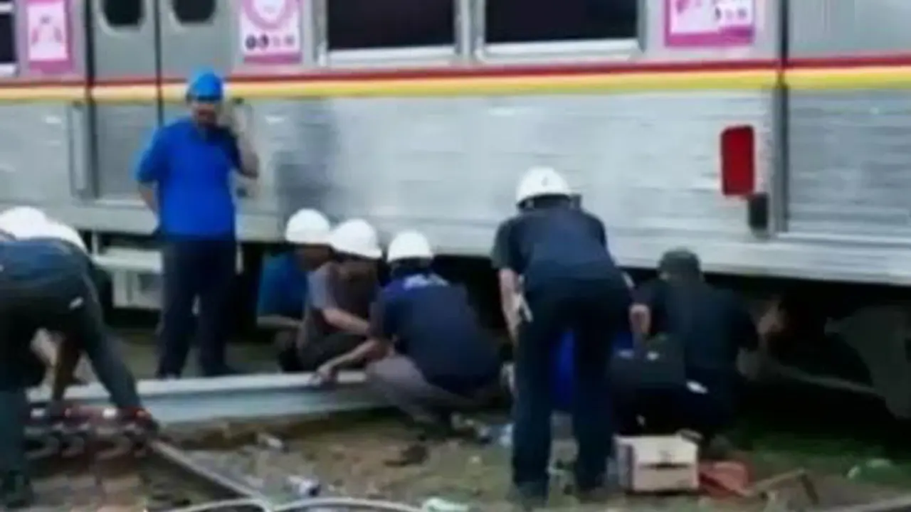 Segmen 2: Kereta Commuter Anjlok hingga Sungai Citarum Meluap