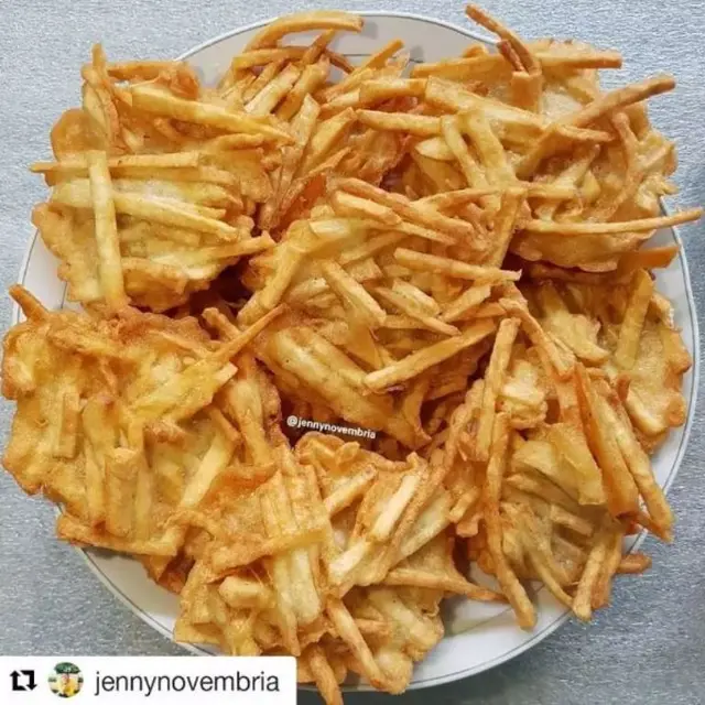 Keladi Goreng Berbahan Talas
