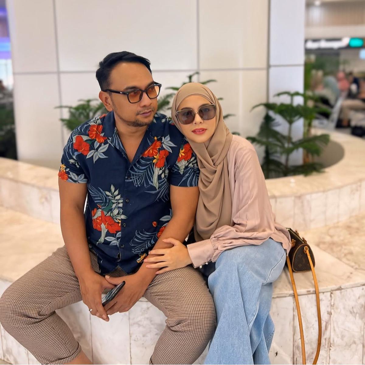 Potret Mesra Bebi Romeo dan Meisya Siregar