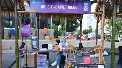 Modal Rp5 Juta, Dawet Ireng Siti Aminah Kini Raup Omzet Rp7 Juta per Bulan