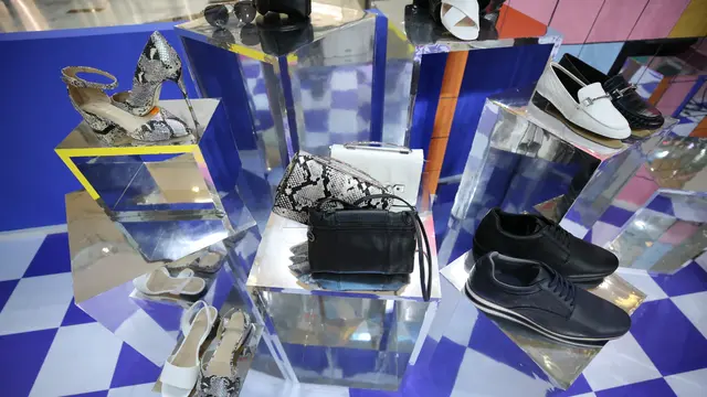 Aldo Retro Pop Up Store