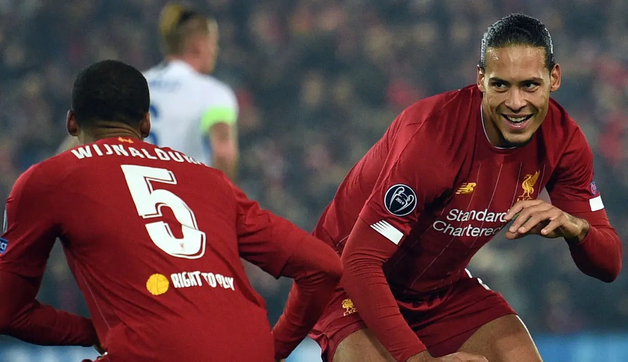 Virgil van Dijk bukanlah pemain baru Liverpool, namun banyak ditunggu penampilannya oleh para fans The Reds. Van Dijk sempat absen lama akibat cidera yang dialaminya. Dirinya banyak diharapkan akan mengembalikan kepercayaan diri Skuat Merseyside Merah. (Foto: AFP/Oli Scarff)