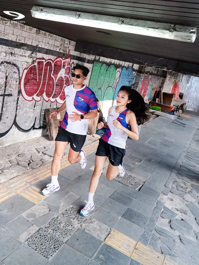 Nocturnal, Koleksi Sepatu dan Pakaian Olahraga yang Terinspirasi dari Atlet Latihan di Pagi Buta