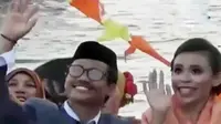 HUT Pernikahan BJ Habibi - Ainun Dirayakan Warga Parepare