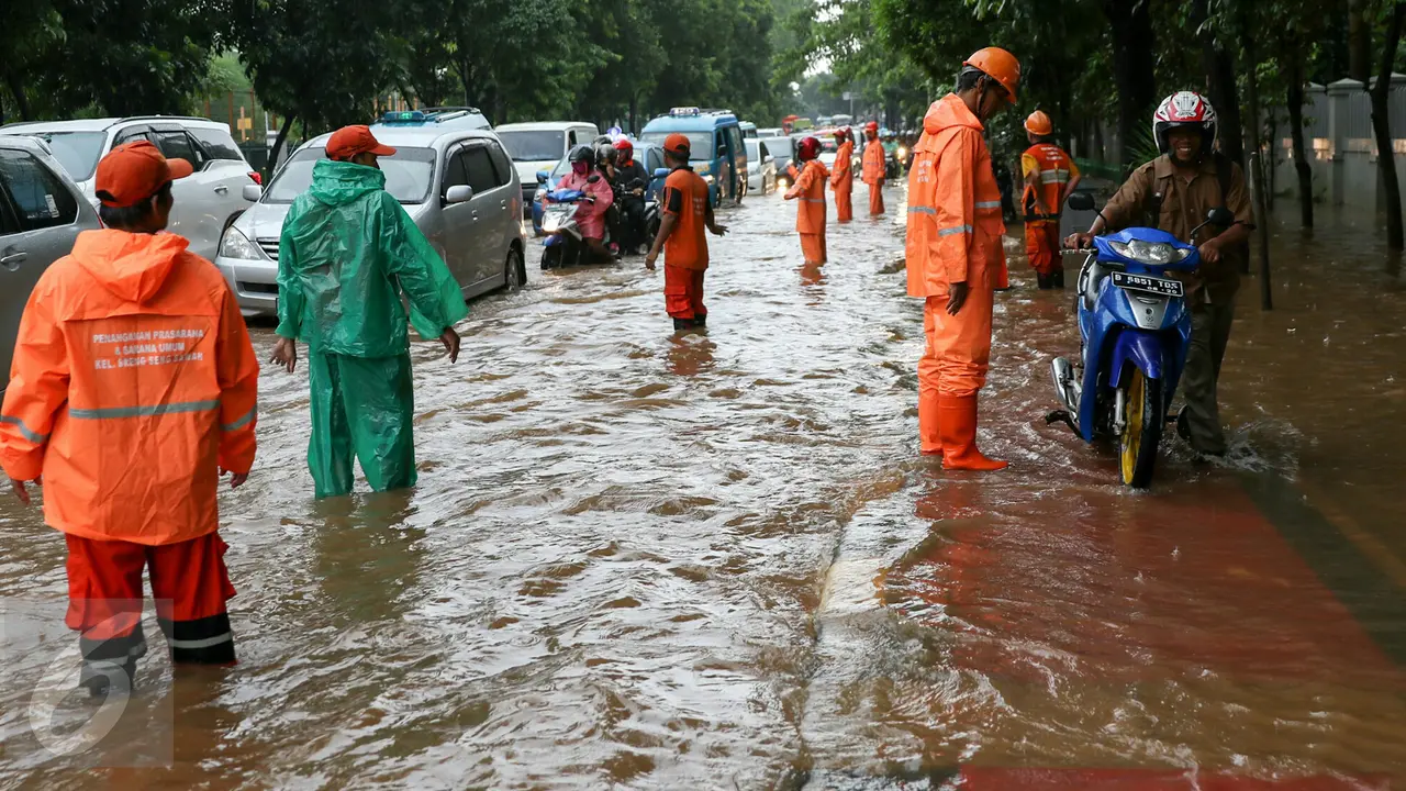 20160212-Hujan Deras, Lenteng Agung Banjir hingga 50cm