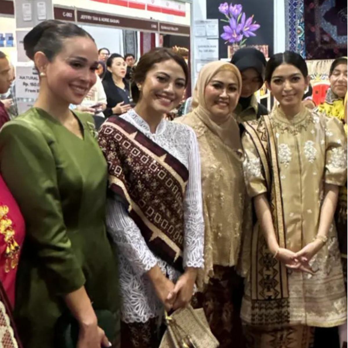 Selvi Ananda di Acara Bazar Amal WIC 2024