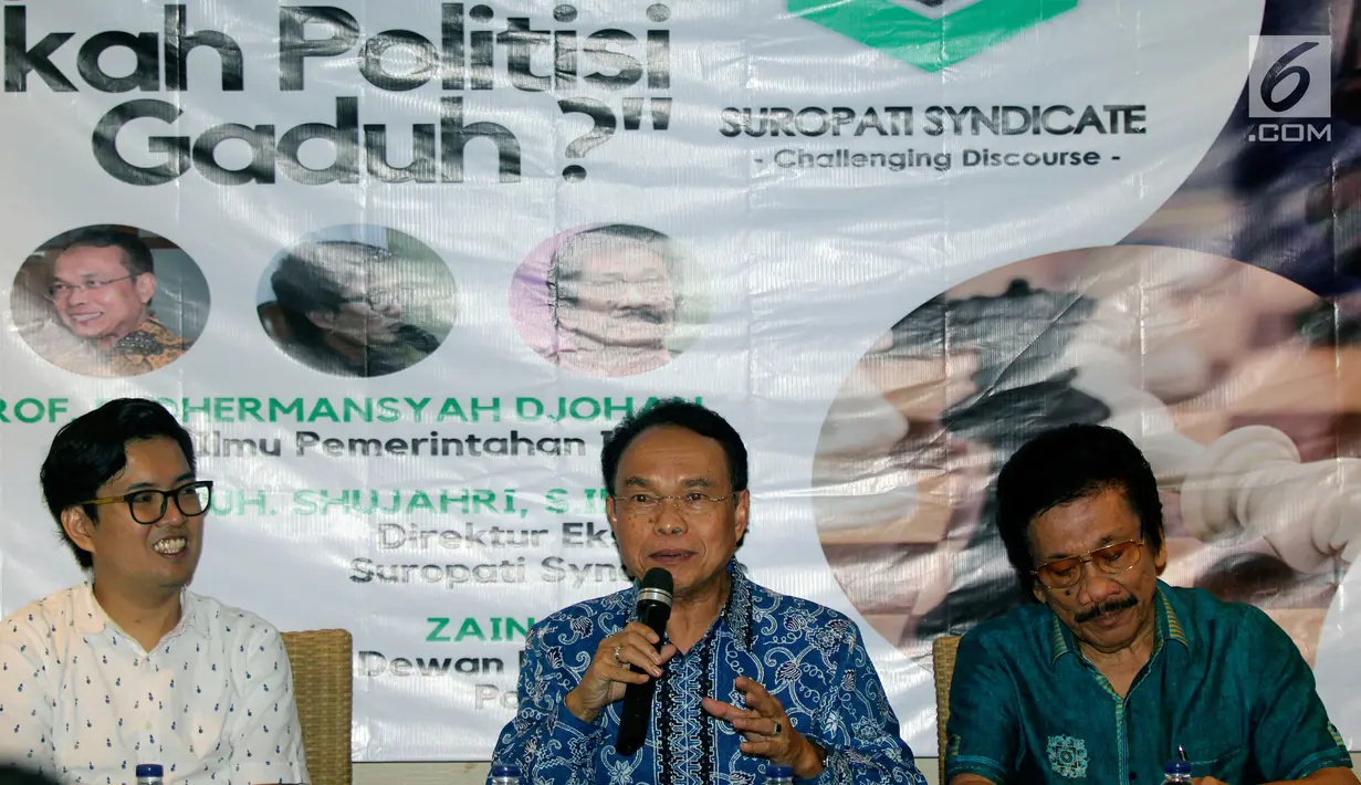 Pakar Pemerintahan IPDN Djohermansyah menjadi pembicara diskusi 'Judicial Review : Perlukah Politisi Gaduh ?', Jakarta, Senin (30/7). Diskusi membahas Judicial Review yang diajukan ke MK tentang masa jabatan Presiden dan Wapres. (Liputan6.com/Johan Tallo)