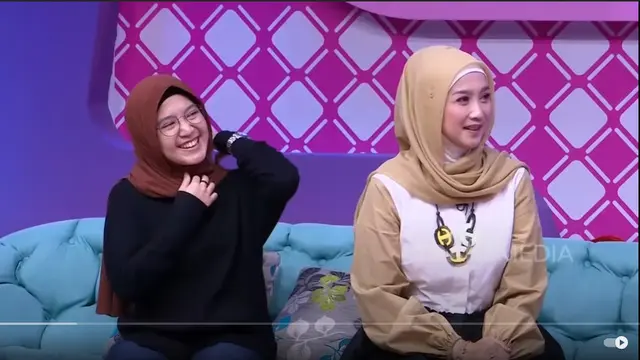[Fimela] Desy Ratnasari dan Nasywa Nathania