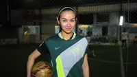Aryani Fitri hobi main futsal (Faisal R Syam/Liputan6.com)
