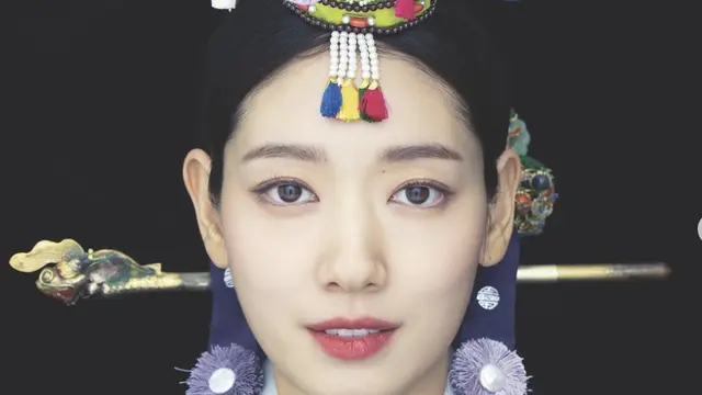 Park Shin Hye Hanbok tusuk konde