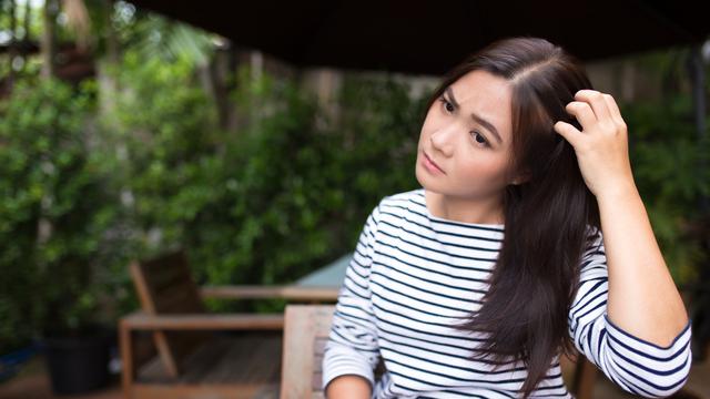 Shampo Anti Ketombe, Kenali Manfaat dan Cara Memilih Produk yang Tepat