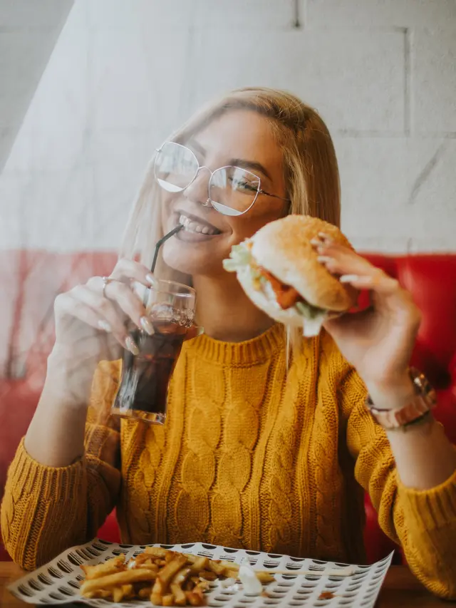 [Fimela] Restoran Cepat Saji
