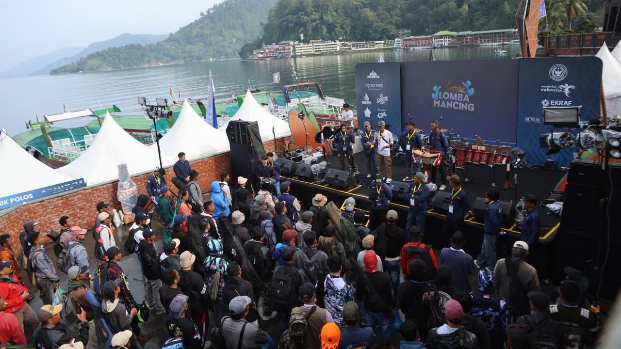 Kuliner dan Budaya Sumut Dilestarikan Lewat Tarik Tombur Toba