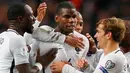Selebrasi pemain Timnas Prancis atas gol semata wayang Paul Pogba, Amsterdam, Belanda, Senin (10/10). Pemain berusia 23 tahun tersebut sukses mencetak gol yang membawa Les Bleus menang dengan skor 1-0 atas Belanda. (AP Photo/Peter Dejong)