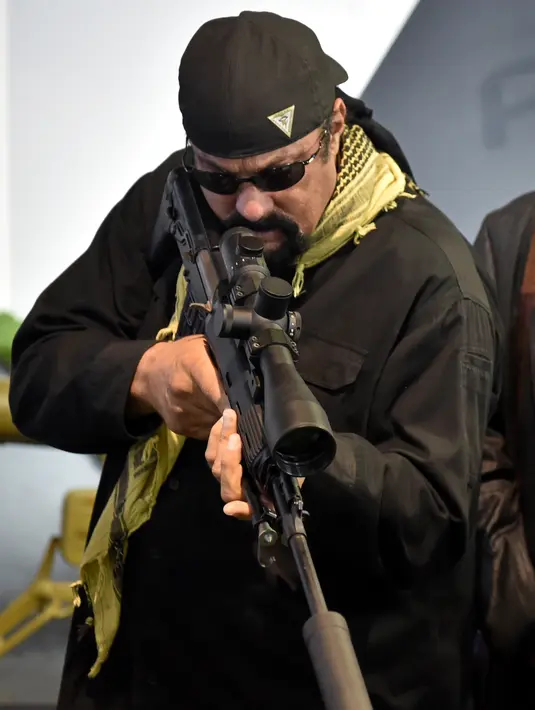 Steven Seagal berada di Belgrade untuk kunjungan tiga hari ketika ia diminta melatih polisi negara tersebut. (AFP/Bintang.com)